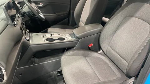HYUNDAI KONA 100kW SE Connect 39kWh Auto