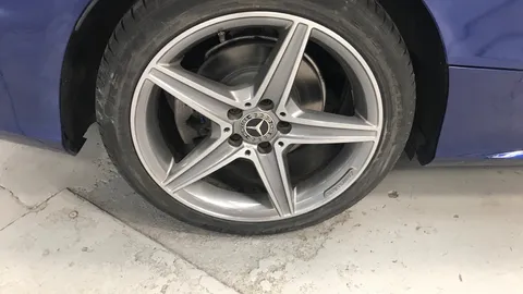 MERCEDES-BENZ C CLASS C200 AMG Line