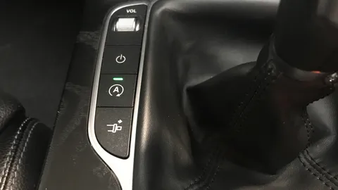 MERCEDES-BENZ C CLASS C200 AMG Line