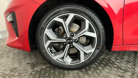 KIA CEED 1.4T GDi ISG 3 DCT