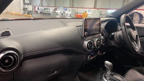 NISSAN JUKE 1.0 DiG-T 114 N-Connecta DCT