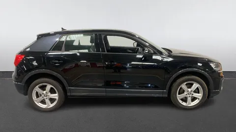 AUDI Q2 35 TFSI Sport 5dr