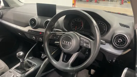 AUDI Q2 35 TFSI Sport 5dr