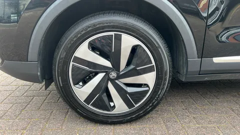 MG MOTOR UK ZS 130kW Trophy Connect EV 51kWh Auto