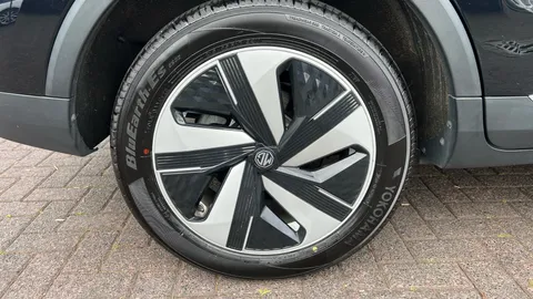 MG MOTOR UK ZS 130kW Trophy Connect EV 51kWh Auto