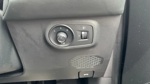 MG MOTOR UK ZS 130kW Trophy Connect EV 51kWh Auto