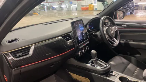 RENAULT ARKANA 1.6 E-Tech full hybrid 145 Engineered Auto