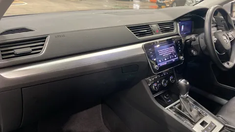 SKODA SUPERB 1.4 TSI iV SE Technology DSG