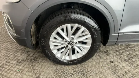 VOLKSWAGEN T-ROC 1.0 TSI Life