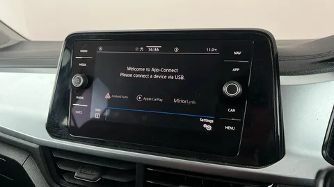 VOLKSWAGEN T-ROC 1.0 TSI Life