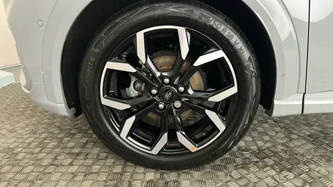 FORD PUMA 1.0 EcoBoost Hybrid mHEV ST-Line X