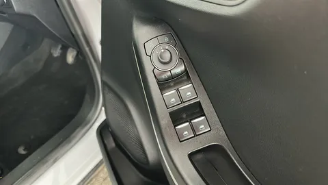 FORD PUMA 1.0 EcoBoost Hybrid mHEV ST-Line X