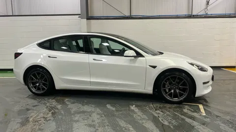 TESLA MODEL 3 Long Range AWD Auto
