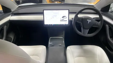TESLA MODEL 3 Long Range AWD Auto