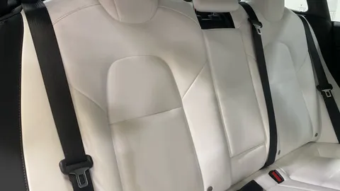 TESLA MODEL 3 Long Range AWD Auto