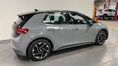 VOLKSWAGEN ID.3 150kW Life Pro Performance 58kWh Auto