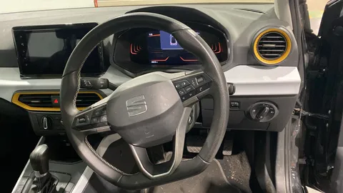 SEAT ARONA 1.0 TSI 110 SE Technology DSG