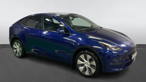 Tesla                     Model Y Long Range AWD 5dr Auto