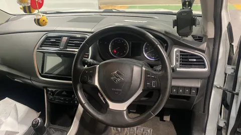 SUZUKI SX4 S-CROSS 1.0 Boosterjet SZ-T 5dr