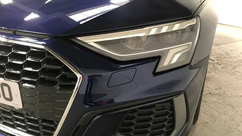 AUDI A3 30 TFSI S Line S Tronic [Comfort+Sound]