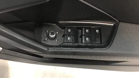 AUDI A3 30 TFSI S Line S Tronic [Comfort+Sound]