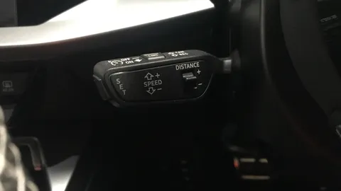 AUDI A3 30 TFSI S Line S Tronic [Comfort+Sound]