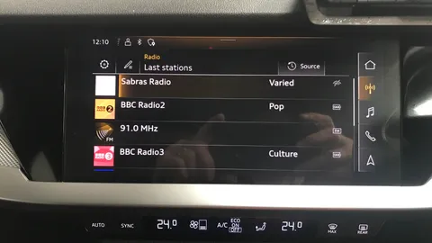 AUDI A3 30 TFSI S Line S Tronic [Comfort+Sound]