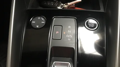 AUDI A3 30 TFSI S Line S Tronic [Comfort+Sound]