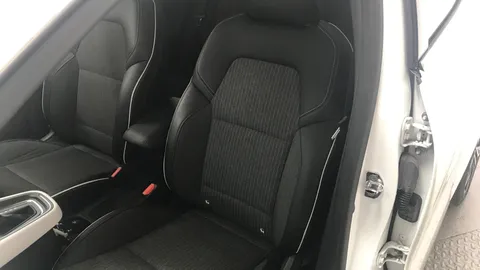 RENAULT CLIO 1.6 E-TECH full hybrid 145 Techno Auto