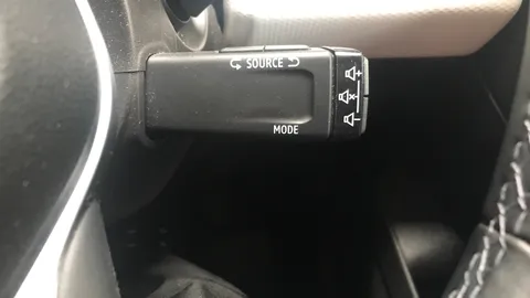 RENAULT CLIO 1.6 E-TECH full hybrid 145 Techno Auto