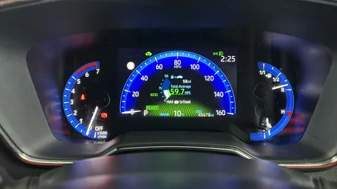 TOYOTA COROLLA 1.8 VVT-i Hybrid Icon Tech CVT