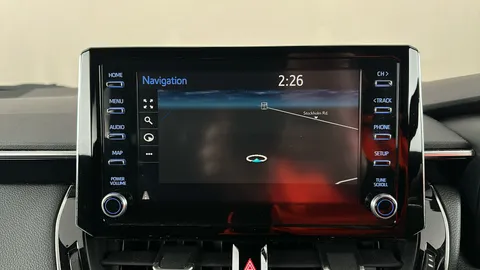 TOYOTA COROLLA 1.8 VVT-i Hybrid Icon Tech CVT