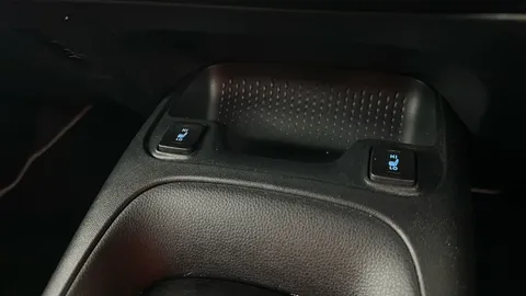 TOYOTA COROLLA 1.8 VVT-i Hybrid Icon Tech CVT