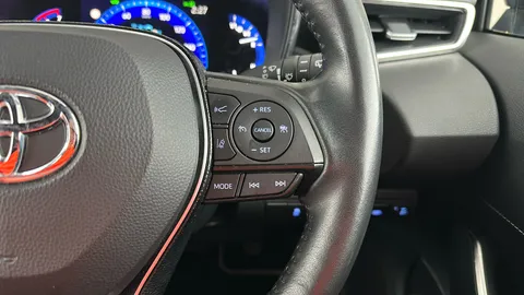 TOYOTA COROLLA 1.8 VVT-i Hybrid Icon Tech CVT