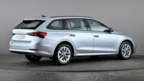 SKODA OCTAVIA 1.4 TSI iV SE Technology DSG