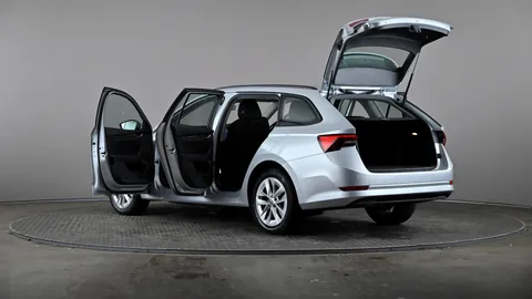 SKODA OCTAVIA 1.4 TSI iV SE Technology DSG