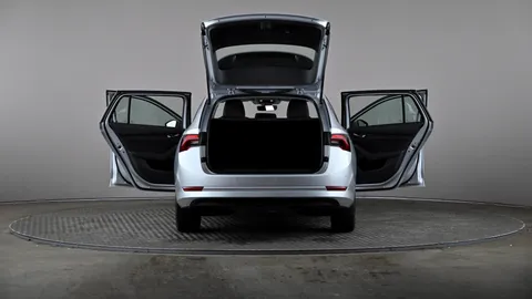 SKODA OCTAVIA 1.4 TSI iV SE Technology DSG