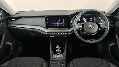 SKODA OCTAVIA 1.4 TSI iV SE Technology DSG