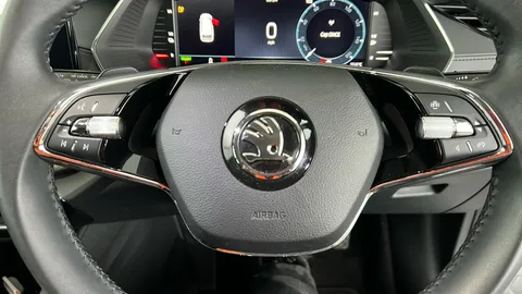 SKODA OCTAVIA 1.4 TSI iV SE Technology DSG