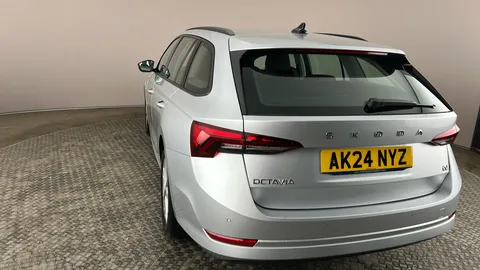 SKODA OCTAVIA 1.4 TSI iV SE Technology DSG