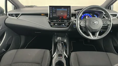 TOYOTA COROLLA 1.8 VVT-i Hybrid Icon Tech CVT