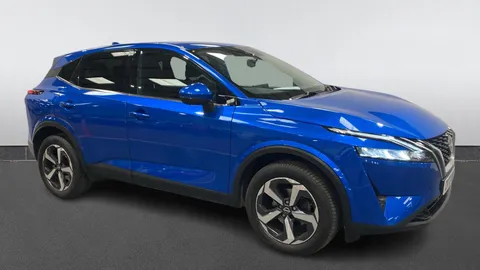 NISSAN QASHQAI 1.3 DiG-T MH 158 N-Connecta Xtronic