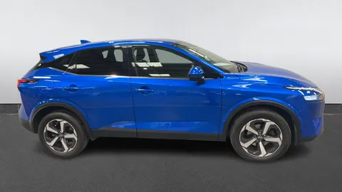 NISSAN QASHQAI 1.3 DiG-T MH 158 N-Connecta Xtronic