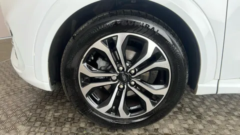 FORD PUMA 1.0 EcoBoost Hybrid mHEV ST-Line