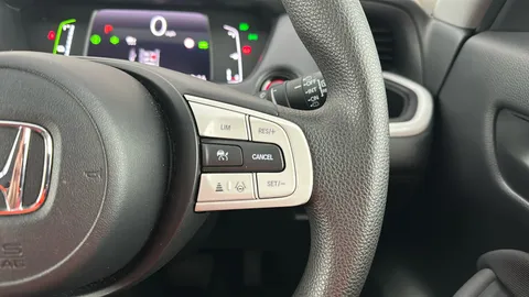 Honda Jazz 1.5 i-MMD Hybrid SE eCVT