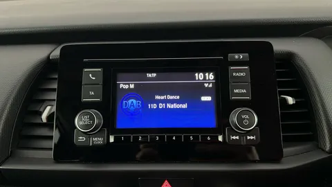 Honda Jazz 1.5 i-MMD Hybrid SE eCVT