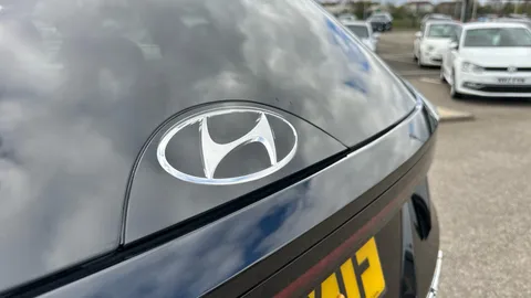 HYUNDAI TUCSON 1.6 TGDi Hybrid 230 Premium 2WD Auto