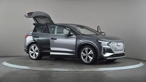 AUDI Q4 150kW 40 82kWh S Line Auto