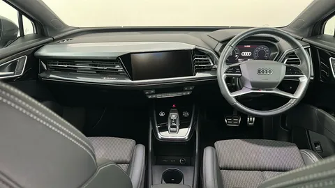 AUDI Q4 150kW 40 82kWh S Line Auto