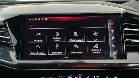 AUDI Q4 150kW 40 82kWh S Line Auto